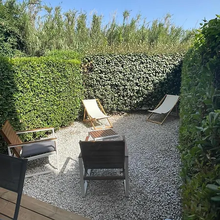 Studio 4 Personnes, Coin Cabine, Climatisation, Terrasse, Parking, Mer Lejlighed Le Lavandou