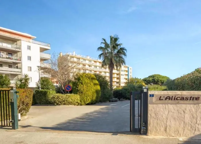 Studio 4 Personnes, Coin Cabine, Climatisation, Terrasse, Parking, Mer 公寓