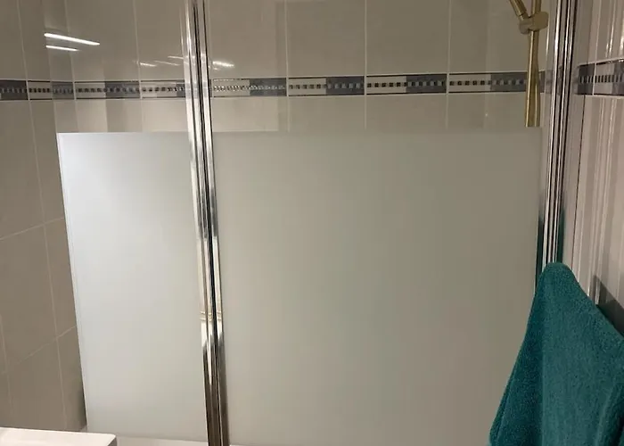 Studio 4 Personnes, Coin Cabine, Climatisation, Terrasse, Parking, Mer Lägenhet Le Lavandou