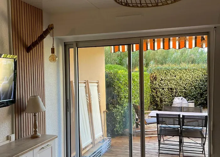 Studio 4 Personnes, Coin Cabine, Climatisation, Terrasse, Parking, Mer Lägenhet Le Lavandou